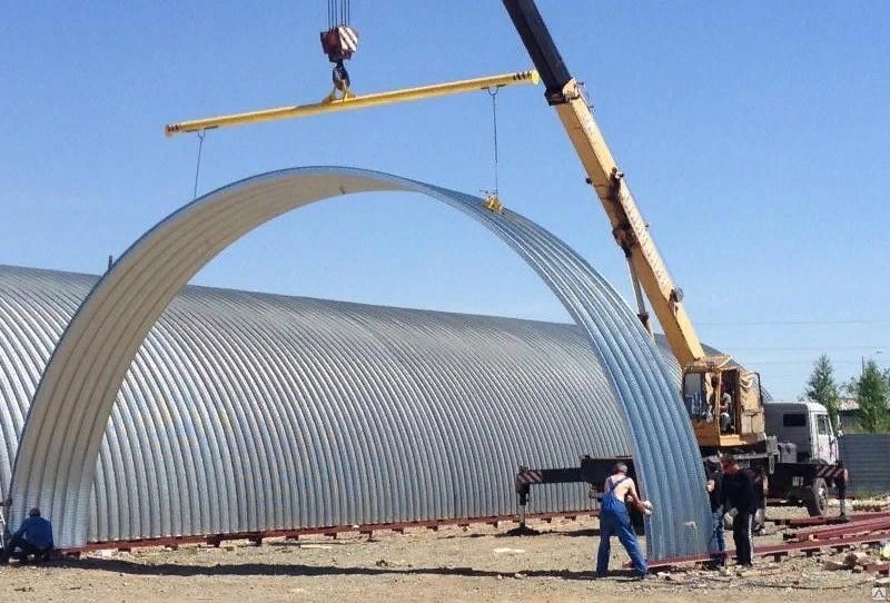 Арочный ангар из сэндвич-панелей